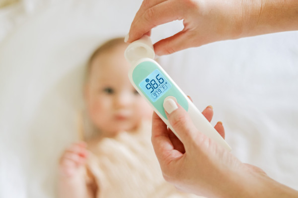 Frida Baby Multifunkčný bezkontaktný infračervený teplomer 3v1