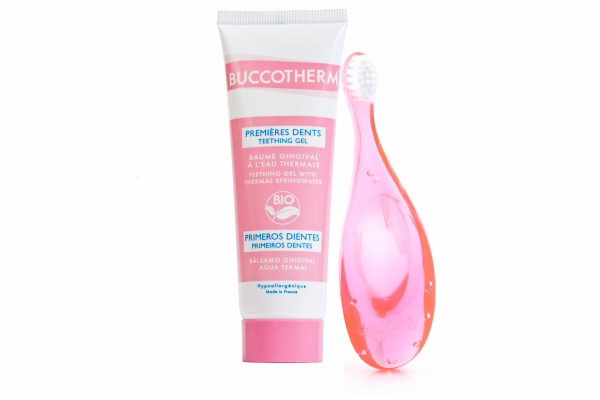 Buccotherm sada pre batolatá - BIO masážny upokojujúci gél, 50 ml + kefka na prvé zúbky, růžový