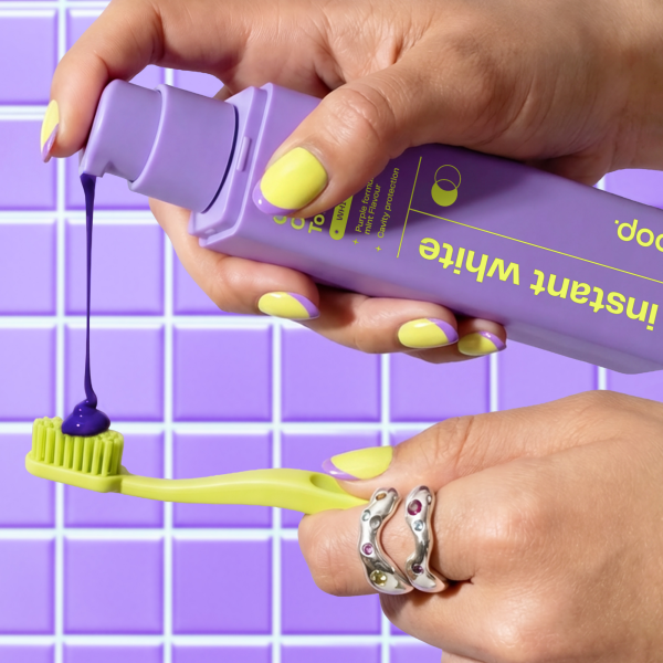 Pop Instant White Colour Corrector, zubná pasta s okamžitým zosvetľujúcim efektom, 75 g