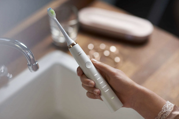 Philips Sonicare DiamondClean Rose Gold HX9312/04, sonická kefka