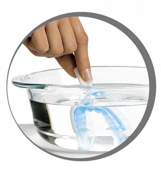 Dr. Brux Bite chránič proti škrípaniu zubov na nočné použitie, zelený