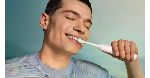 Philips Sonicare 3100. Sonická kefka novej generácie, ružová, HX7101/01