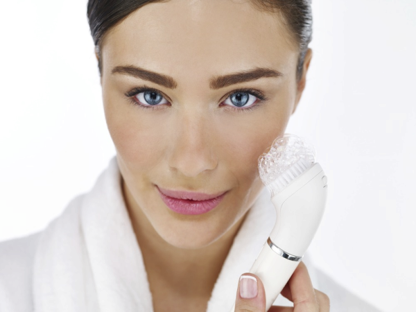 Braun Face tvárový epilátor a čistiaca kefka 851