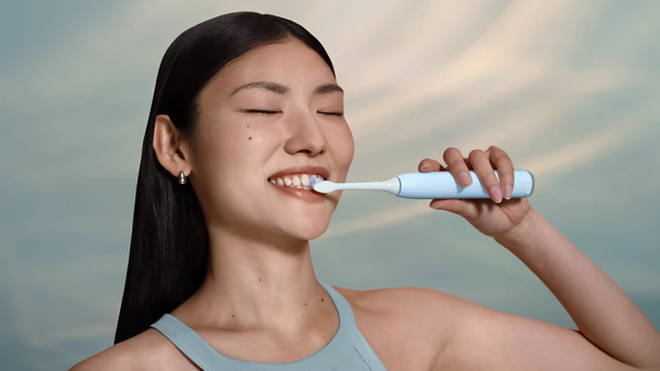 Philips Sonicare Sonicare, Sonická kefka novej generácie, HX7406/02