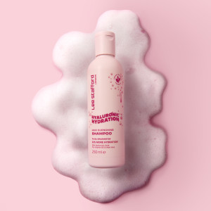 Lee Stafford Hyaluronic Hydration Shampoo, hĺbkovo hydratačný šampón, 250 ml
