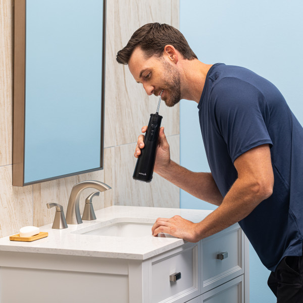 Waterpik Cordless Plus WF-26 ústna sprcha, čierná