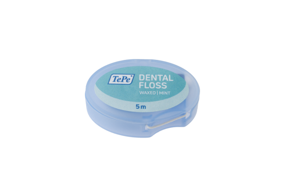 TePe Dental Floss, expandujúca voskovaná zubná niť s mätovou príchuťou, 5 m