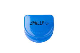 SMILLE tmavomodrá schránka pre rovnátka