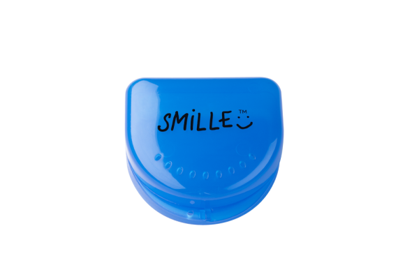 SMILLE tmavomodrá schránka pre rovnátka