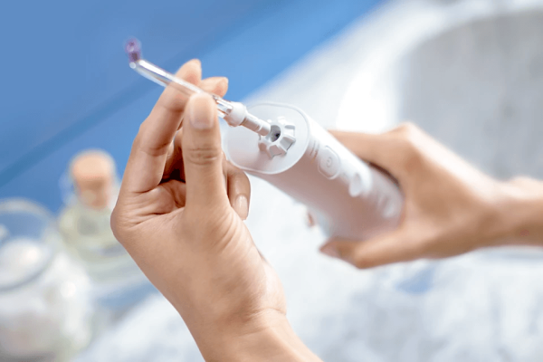 Philips Sonicare 9000 DiamondClean a Prenosná ústna sprcha HX3886/41 Sonická elektrická zubná kefka a prístroj na medzizubnú hygienu