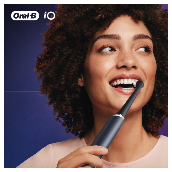 Oral-B iO Ultimate Clean Black náhradné hlavice, 4 ks